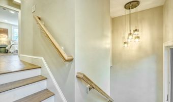 315 Waverley St, Belmont, MA 02478