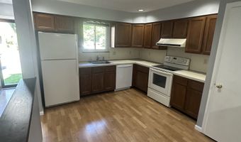 52 Deer Run 52, Bethel, CT 06801