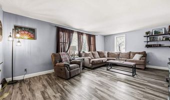 410 6th Ave, Amana, IA 52203