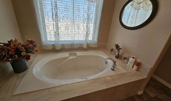 222 Hamilton Ridge Ave, Alamogordo, NM 88310