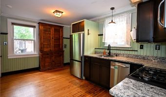 11 Sands Ave, Ambridge, PA 15003