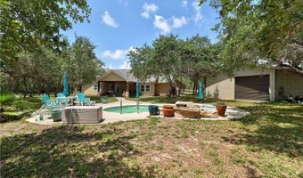 1320 W Highland Ave, Aransas Pass, TX 78336