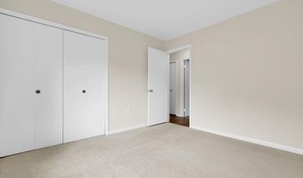 1701 GLASTONBERRY Rd, Potomac, MD 20854