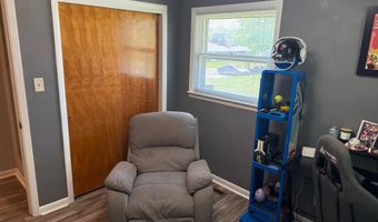 310 Edgeway Dr, Alexandria, IN 46001