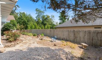 1 Berrydale Ln, Bella Vista, AR 72715