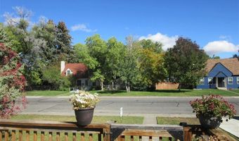 520 Circle Dr E, Cody, WY 82414