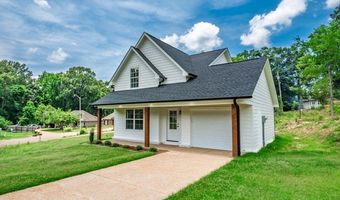 102 Autumwood Cv, Batesville, MS 38606