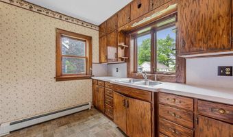 209 E Main St, Arlington, MN 55307