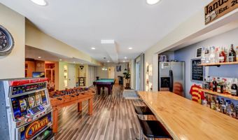251 Scenic Dr, Blakeslee, PA 18610