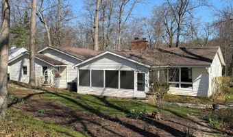 445 S Countryside Dr, Ashland, OH 44805