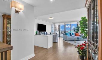 2000 Island Blvd 2006, Aventura, FL 33160