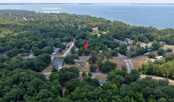 623 Barn Rd, Bonneau, SC 29431