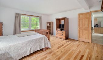 1129 Meadowdale Rd, Altamont, NY 12009