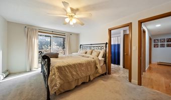 101 Horace Greeley Rd, Amherst, NH 03031