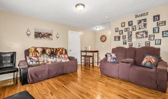 242 Pearl Harbor St, Bridgeport, CT 06610