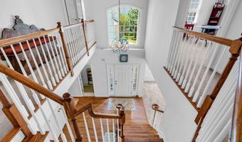 55 Sydney Ct, Atlantic Highlands, NJ 07716