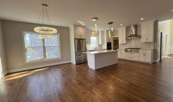 39 Primrose Ln, Cromwell, CT 06416