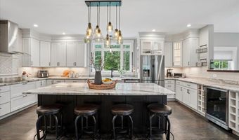 9 Victoria Rdg, Amherst, NH 03031