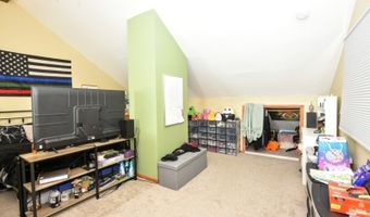2 Davos Dr E 4, Alloway, NJ 07462