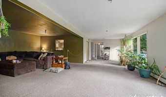 970 Buttrick Ave SE, Ada, MI 49301