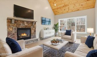 45 Tamarack Ter, Albrightsville, PA 18210