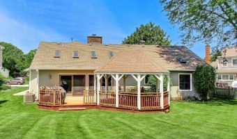 611 W Whiting Ln, Arlington Heights, IL 60004