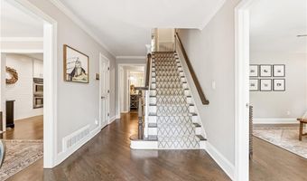 180 Pruitt Dr, Alpharetta, GA 30004
