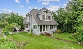 71 Main St, Bayonne, NJ 07035