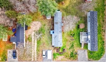 32 Sparrow Dr, Augusta, ME 04330