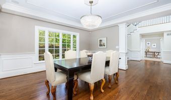 35 Foothills Dr, Avon, CT 06001