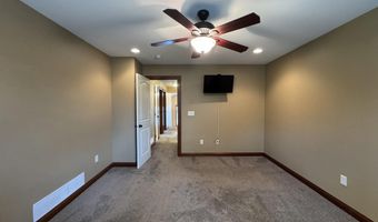 1130 Indian Hills Rd, Brookings, SD 57006