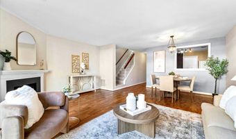 624 15TH St S 1, Arlington, VA 22202