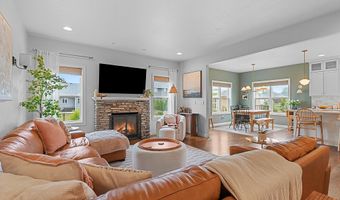 2066 W HERON Ln, Appleton, WI 54913