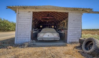 764 College City Rd, Arbuckle, CA 95912