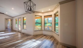 405 Lumpkin Dr, Batesville, AR 72501