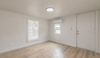 211 S Line St, Weatherford, TX 76086