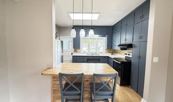 246 E Rooney Ave, Appleton, MN 56208