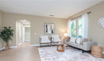 672 E Valencia 108, Anaheim, CA 92805
