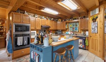 1062 Wilder Hwy, Alpine, TN 38543