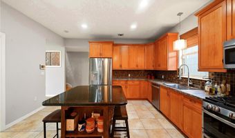 746 COUNTRY Ln, Orlando, FL 32804