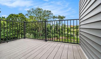 2719 Bristol Ridge Dr, Ann Arbor, MI 48105