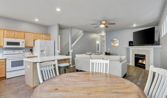 17645 SW JAY St, Beaverton, OR 97003