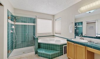 10809 CHICOBUSH Dr NW, Albuquerque, NM 87114