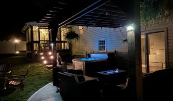 359 Reiling Ln, Altoona, PA 16601