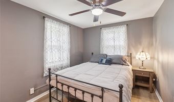 6200 Welker Ave, Des Moines, IA 50312