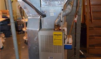 409 Cosby Rd, Utica, NY 13502