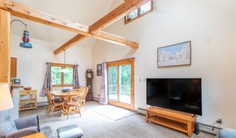 29 Roundy Brook Rd, Burke, VT 05871