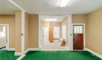 1017 S 5th St, Atchison, KS 66002
