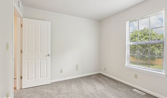 373 Austin Dr, Avon, IN 46123