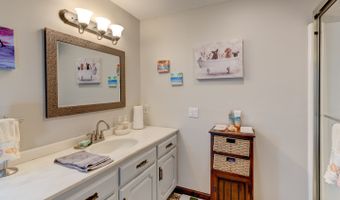 350 Brooke Meadow Rd, Berlin, CT 06037